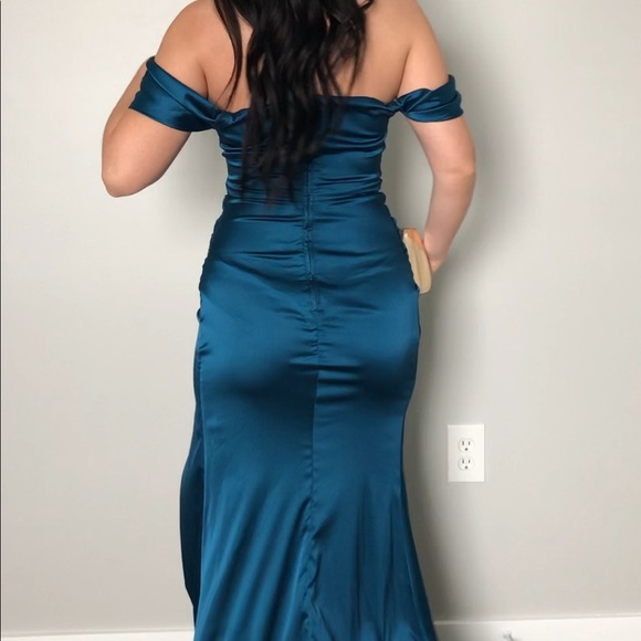 teal satin gown - Picture 4 of 13